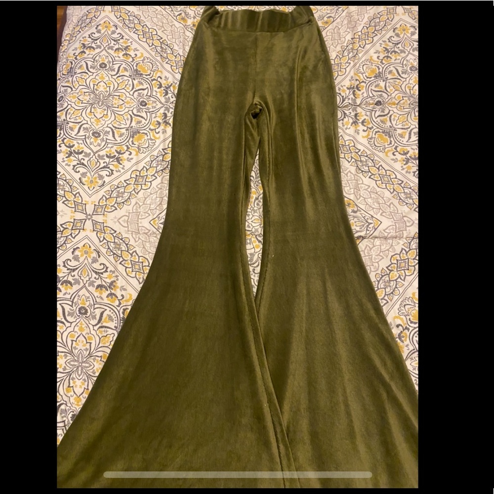 NWT Cake Green bell bottoms